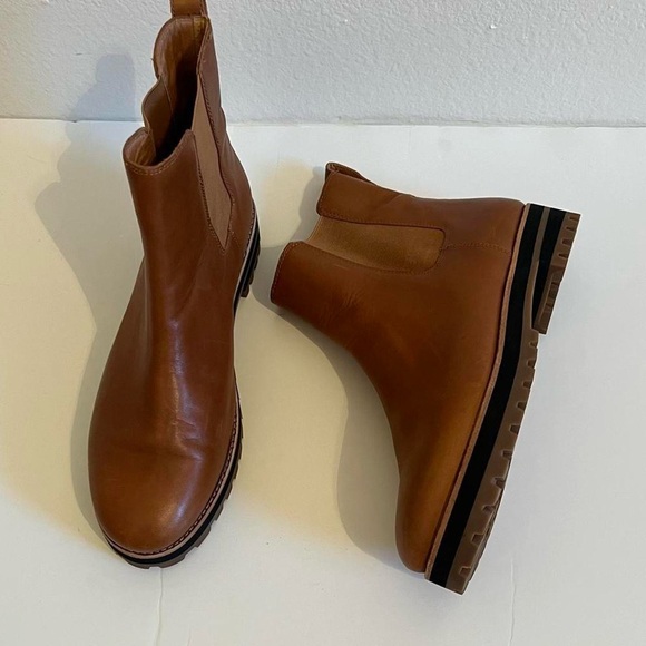 Madewell The Ivy Chelsea Boot in Leather - Picture 8 of 8